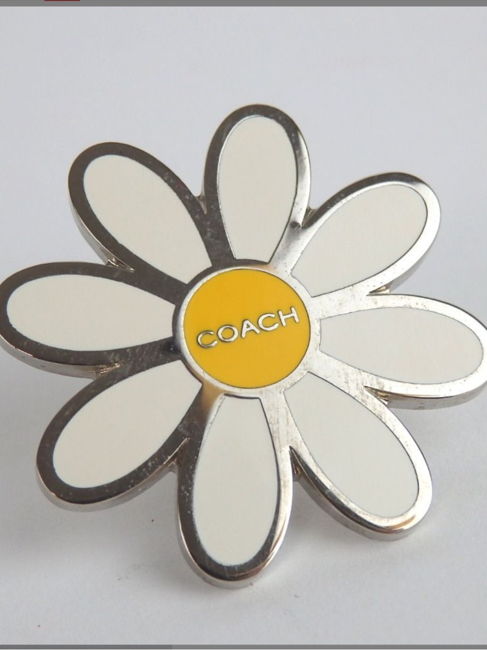 Coach Y2K Vintage Daisy Pin Brooch EUC